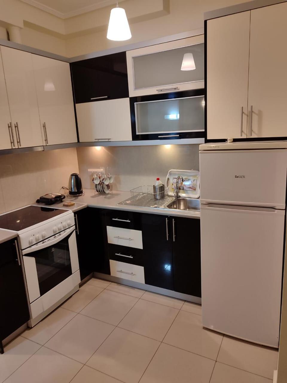 סרנדה Adam Apartments מראה חיצוני תמונה