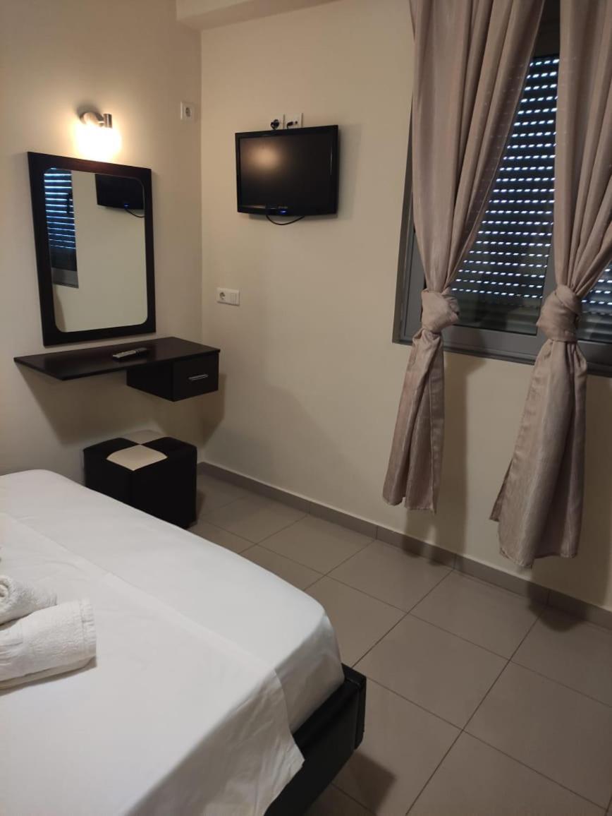 סרנדה Adam Apartments מראה חיצוני תמונה
